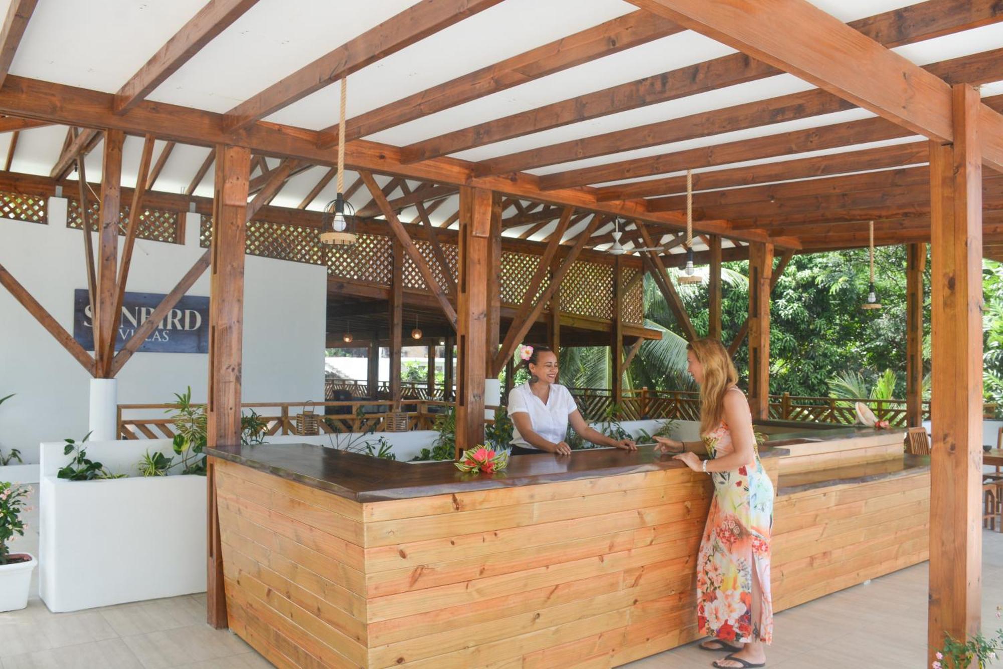 Sunbird Villas Glacis  外观 照片