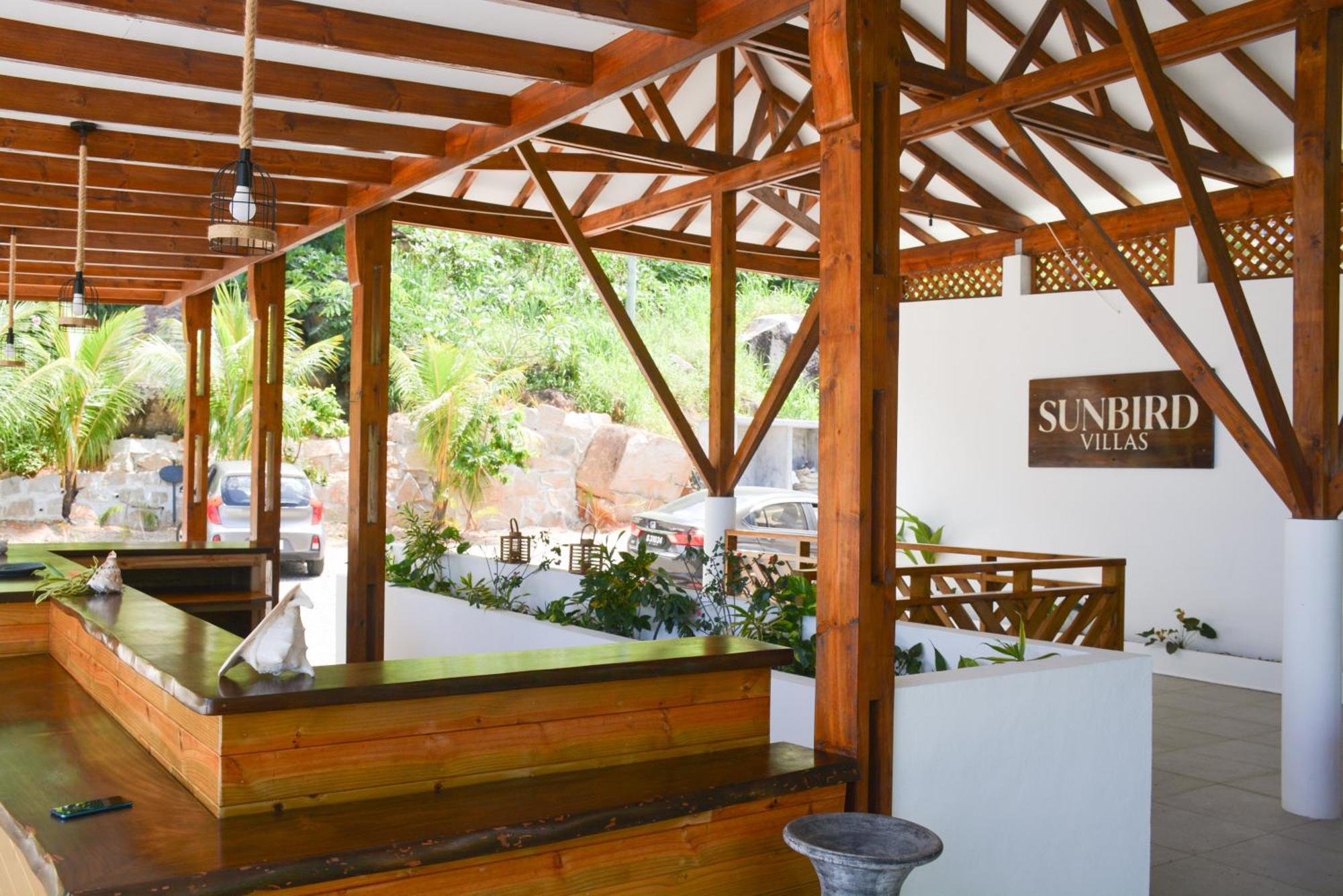 Sunbird Villas Glacis  外观 照片